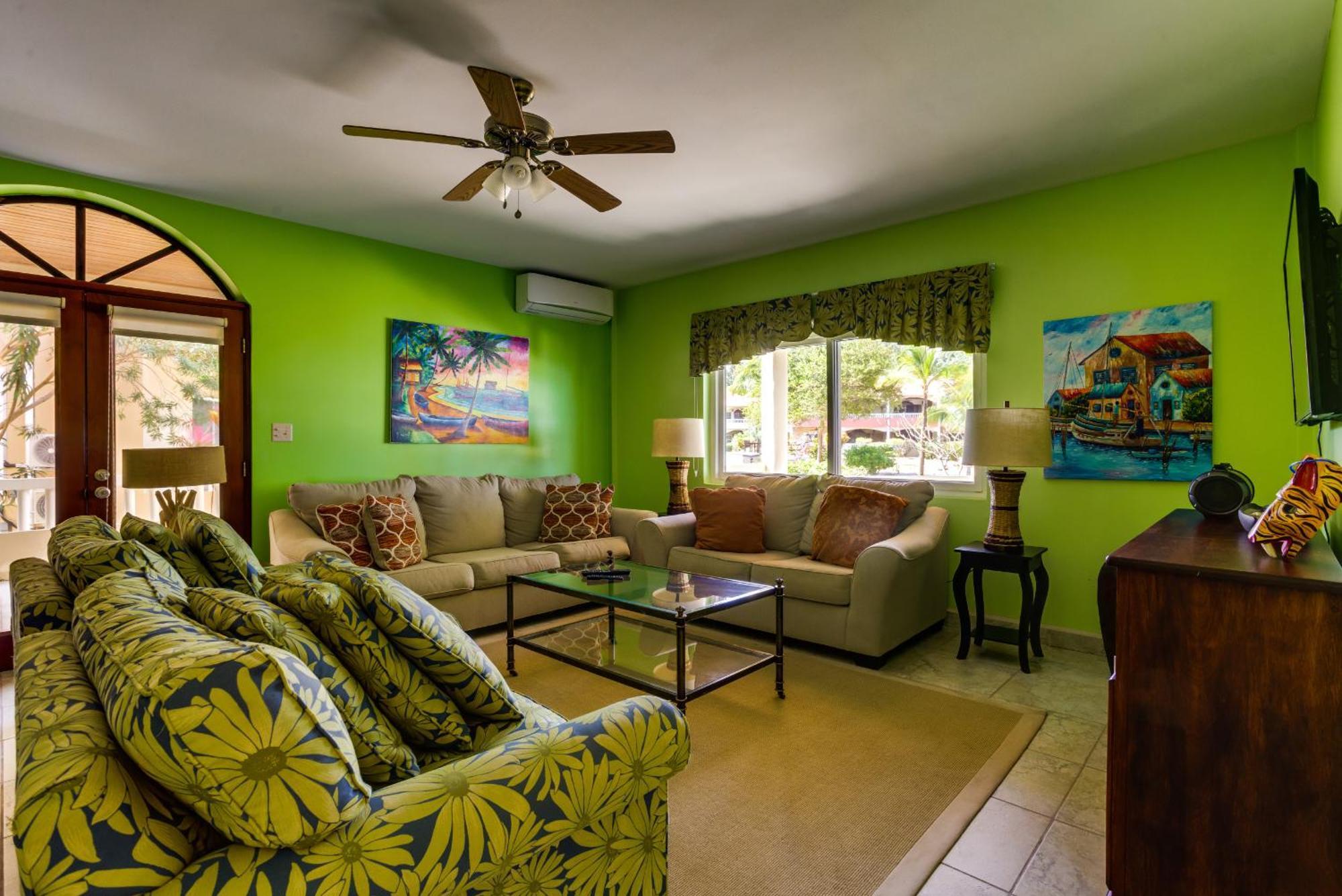 Los Porticos Placencia Room photo